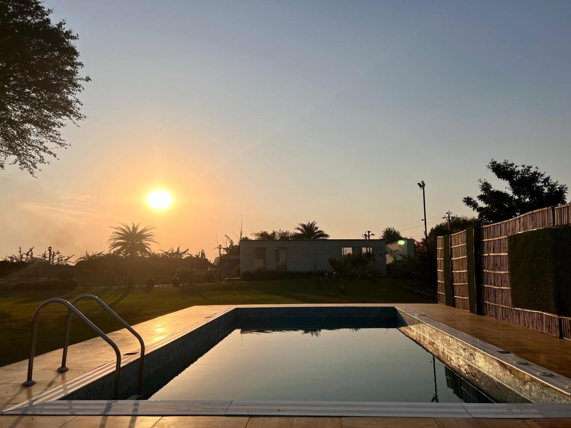 Gazibo Elegant Farm Stay With Swimming Pool Jaipur Ngoại thất bức ảnh
